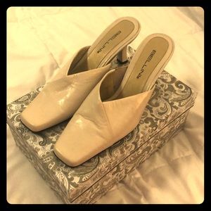 Bellini Cream Color Mules